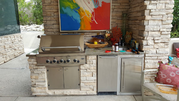 A Custom Barbecue By your Pool for Entertaining